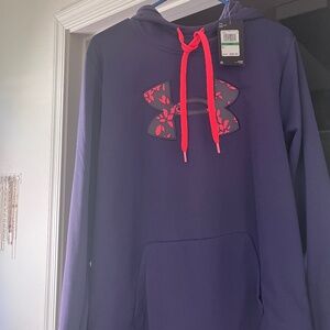 Under armour sweatshirt